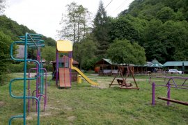 Plac zabaw w Gosp. Agroturystycznym  Brandysówka, Wielka Wieś k. Krakowa