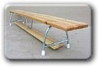 Скамейка гимнастическая 4,00 x 0,22 x 0,30 м; металлические ножки