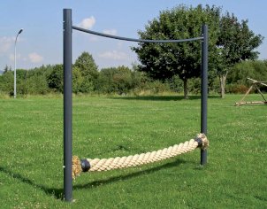 Бревно на канате