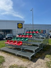 Trybuna 6 rzędowa 24 miejsca poekspozycyjna