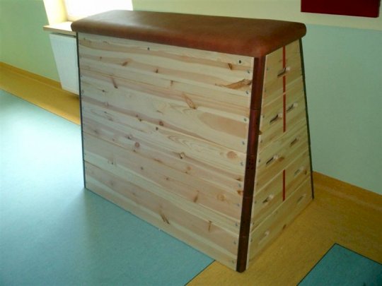 Vaulting box, trapezium or rectangular prism, 5 pieces, leather